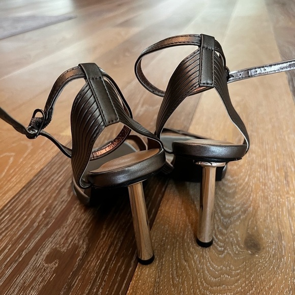 Journee Collection Womens Annett Tru
Comfort Foam Mid Heel Open Toe Pumps - Picture 8 of 12